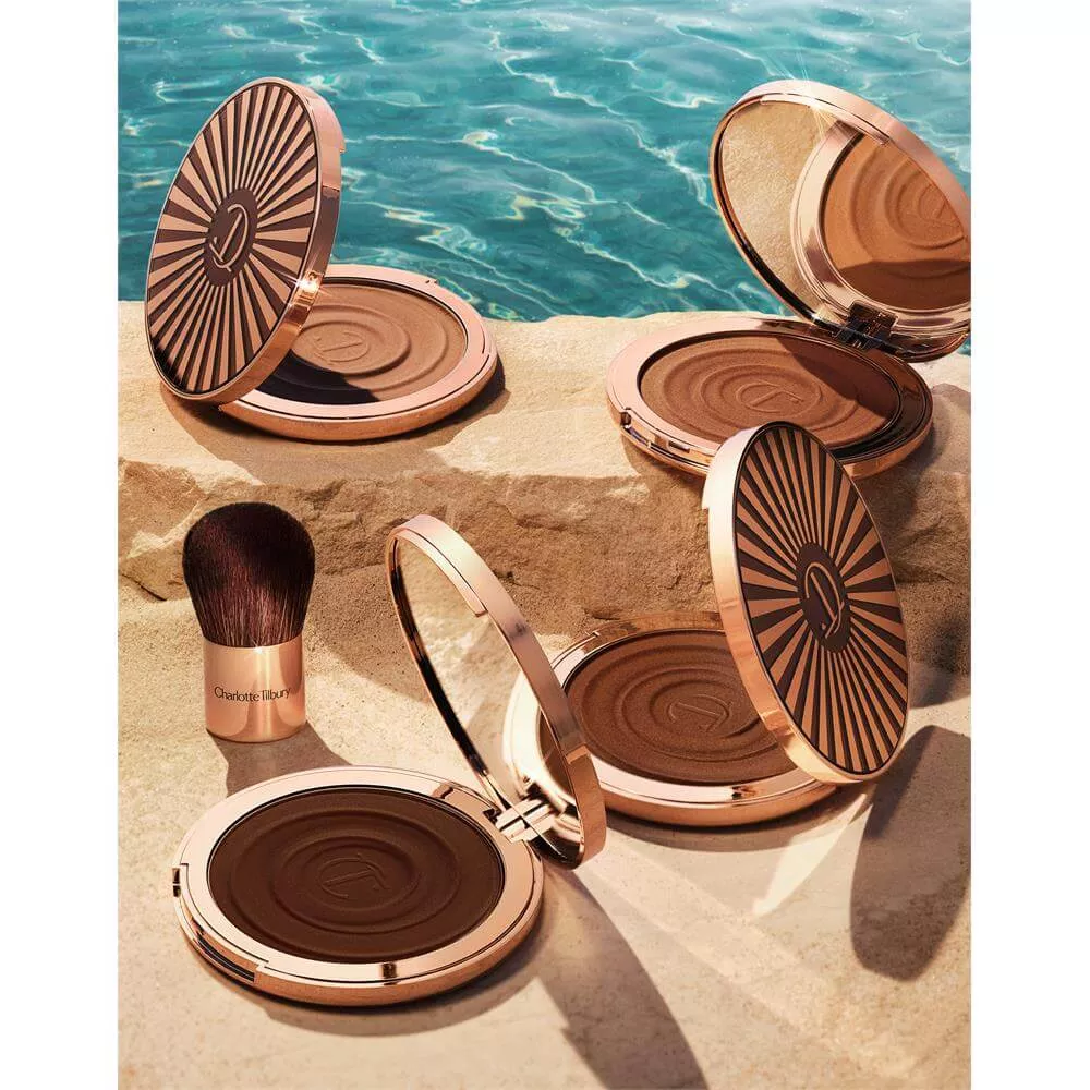 Charlotte Tilbury Beautiful Skin Bronzing Brush